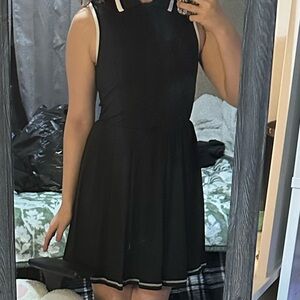 Elegant Black Sleeveless Dress